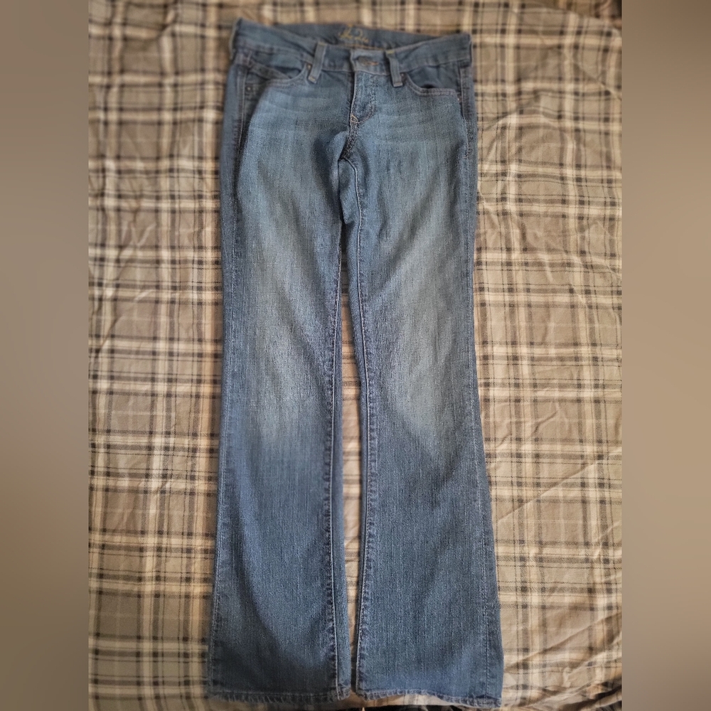 The Diva Vintage Blue Jeans